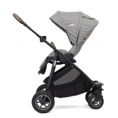 Joie Versatrax Gray Flannel Inclusief Regenhoes &amp; Adapter